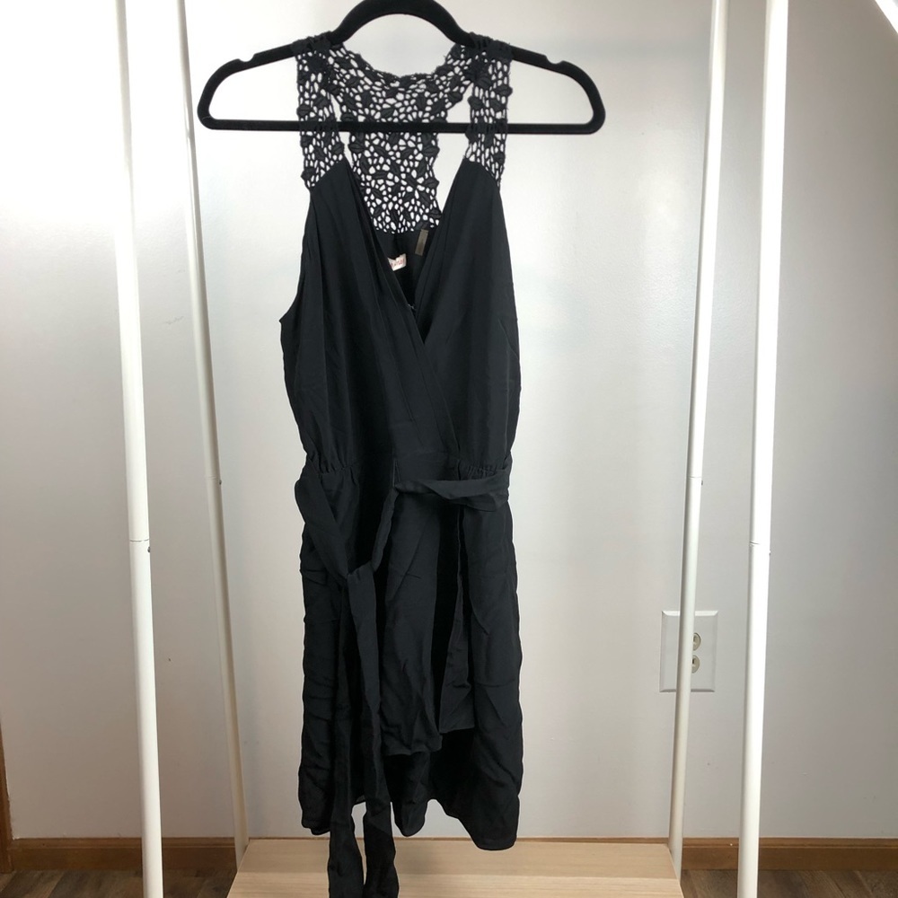 Rebecca Taylor V- Neck Wrap Style black dress Size :4